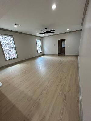 2nd image of 212 S 3rd St