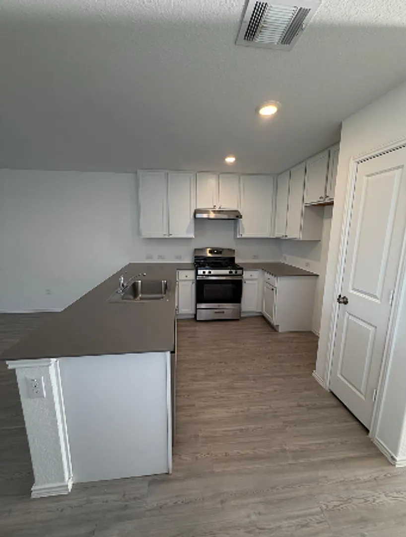 S191- 7259 Duck Pond — Photo 3