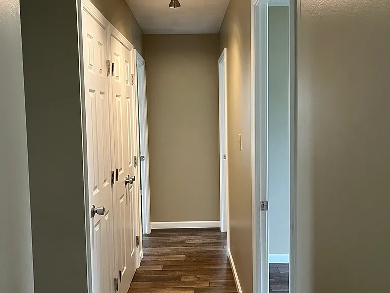 360 Avon Dr — Photo 8