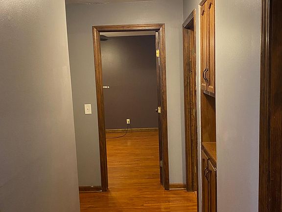 2nd image of 1893 Fox Run Dr