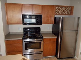 745 Walker Sq APT 3B, Charlottesville, VA 22903