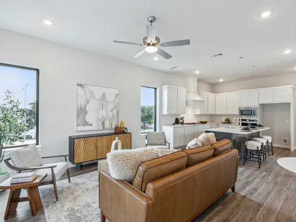 2280 Rook Dr, Dallas, TX 75211