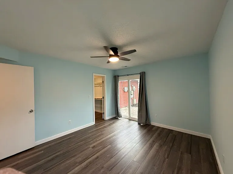 125 Sharon Dr — Photo 23