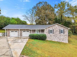 2228 Lakesite Dr, Soddy Daisy, TN 37379