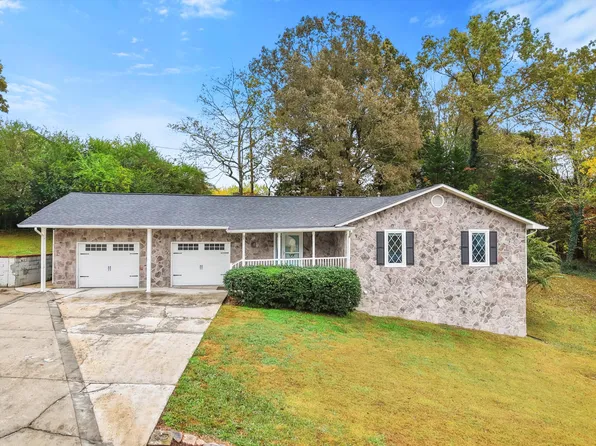 2228 Lakesite Dr, Soddy Daisy, TN 37379
