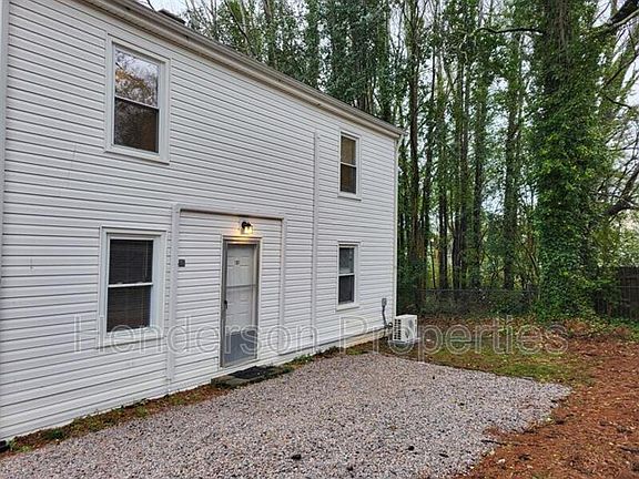 2nd image of 154 Shurley St #101