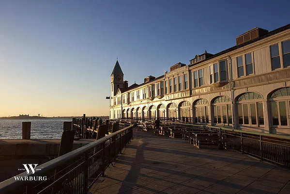 Rented by Warburg | media 81