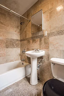 Rented by Nooklyn NYC LLC | media 26