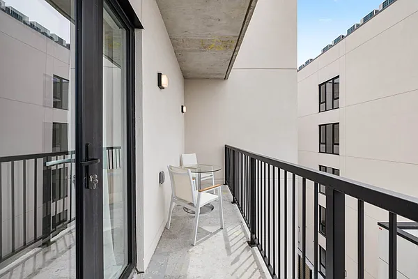 Rented by ERNY LLC | media 18