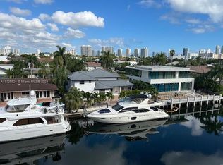 2935 NE 163rd St APT 5L, North Miami Beach, FL 33160