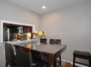 306 Woodbridge Commons Way UNIT 306, Iselin, NJ 08830