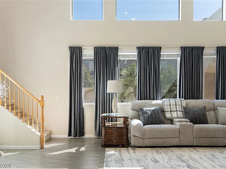 8929 Glenistar Gate Ave — Photo 17