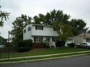 1 Calvin Ct, Old Bridge, NJ 08857