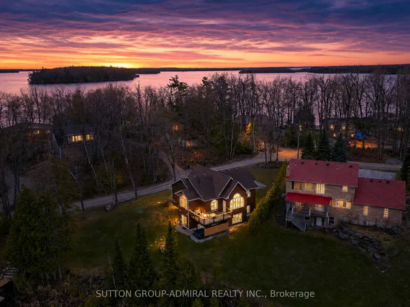 106 Juniper Isle Rd, Kawartha Lakes, ON K0M 1N0