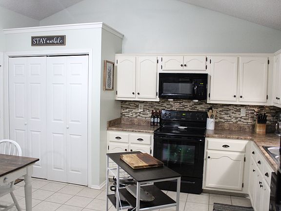 5th image of 10295 Curtis Dr