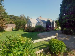 6 Holiday Ln, Hyannis, MA 02601