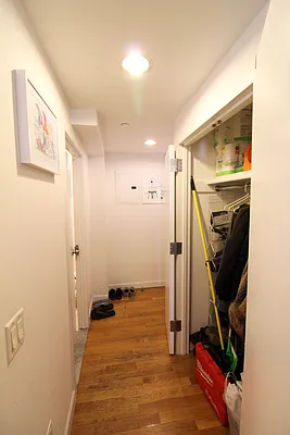 Rented by Vanderborgh Realty  | media 8