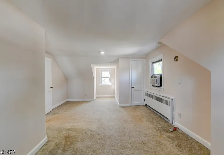 72 Colonial Dr — Photo 30