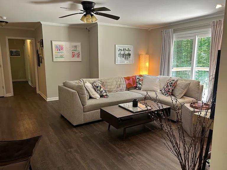 130 Judy Ln — Photo 3