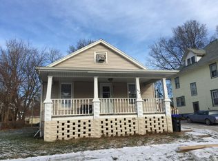 406 Douglas St, Bloomington, IL