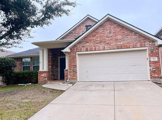 324 Highland Creek Dr, Wylie, TX 75098