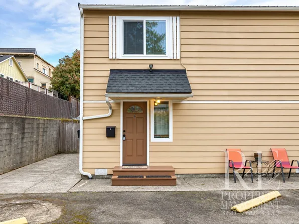 636 Pleasant Ave APT 4, Bremerton, WA 98337