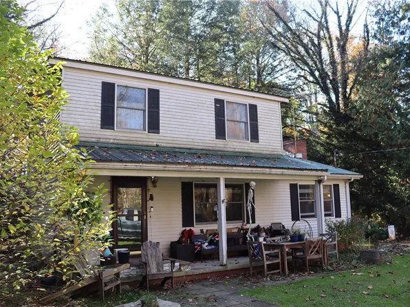 214 Mill Rd, Ligonier, PA 15658