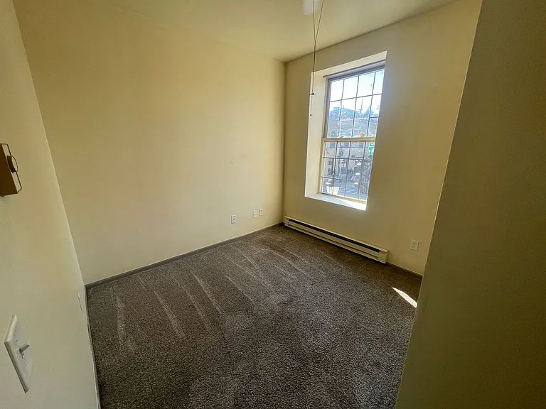 342-344 W. Main St (Commercial First Floor + 7 Apartments) — Photo 5