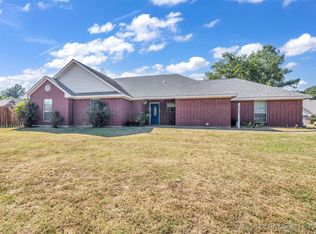 5223 Martin Cir, Durant, OK 74701