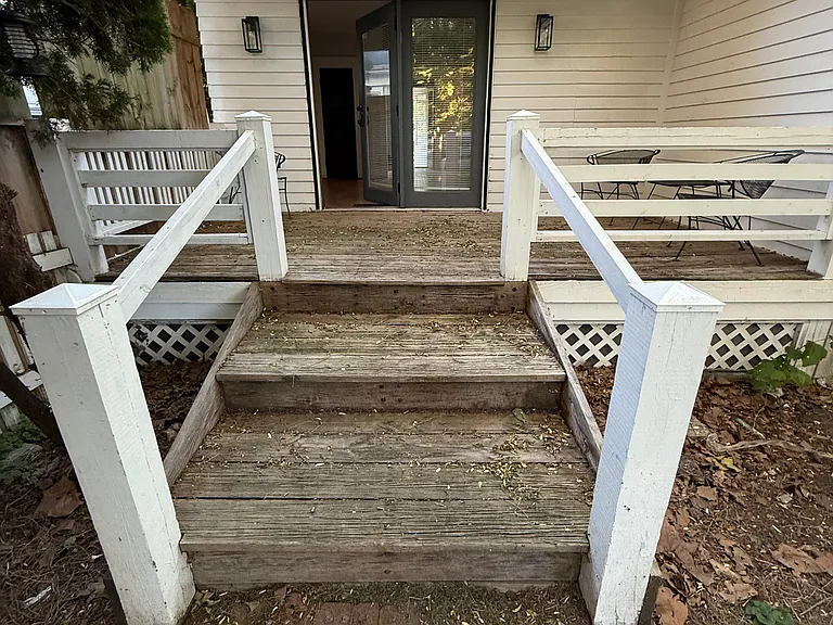415 S Grand Ave — Photo 17