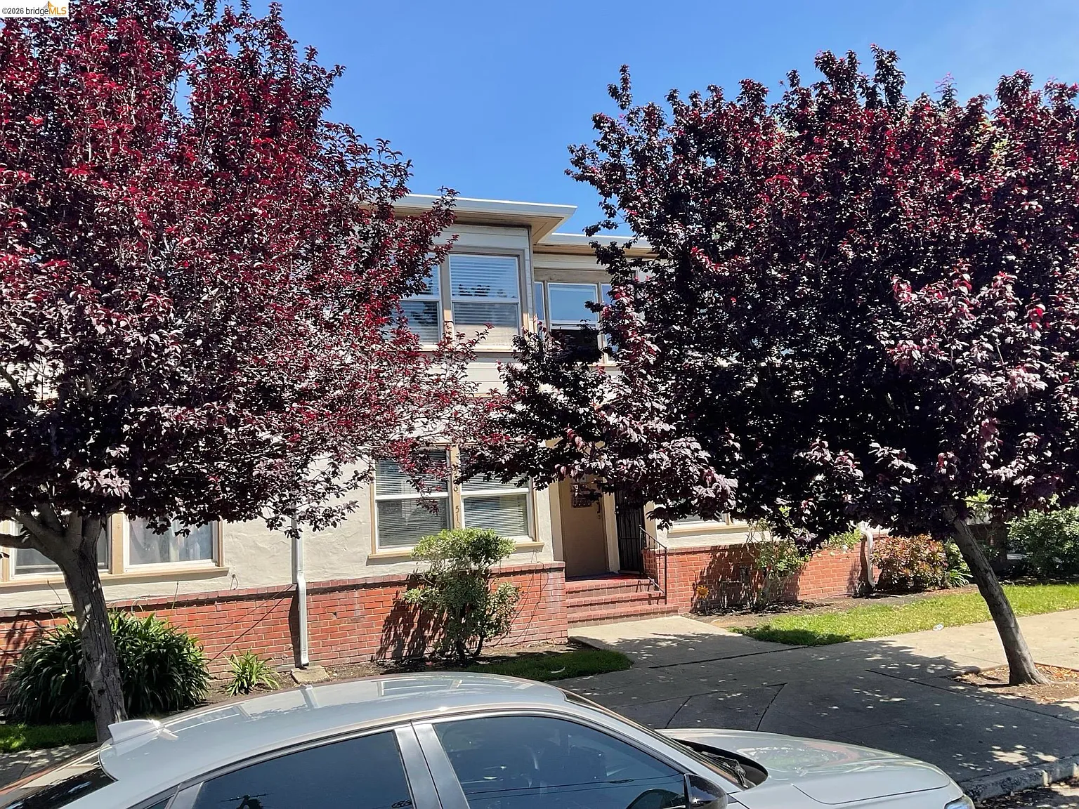 2 bed, 898 sqft, $2,195 — Photo 1