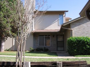 9735 Hefner Village Blvd, Oklahoma City, OK 73162
