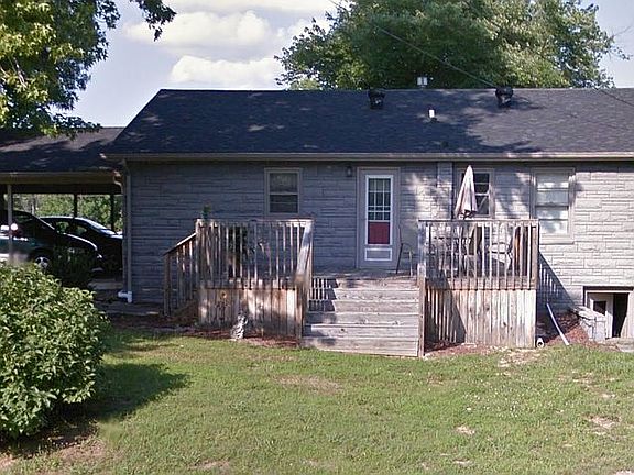 2nd image of 1584 Gamble Ln