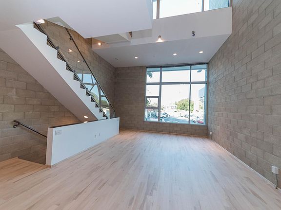 4th image of 717 N Highland Ave Suite 7