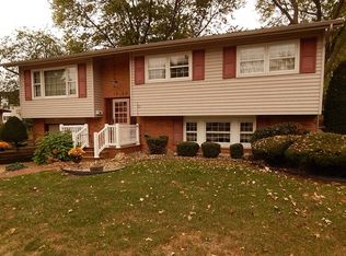 18522 Arcadia Ave, Lansing, IL 60438