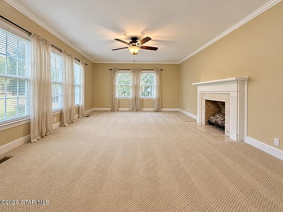 2nd image of 406 1st St N