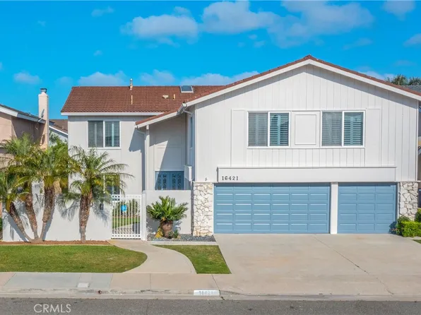 16421 Whittier Ln, Huntington Beach, CA 92647