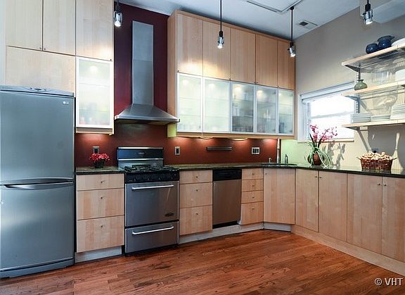 2nd image of 2239 N Magnolia Ave #3