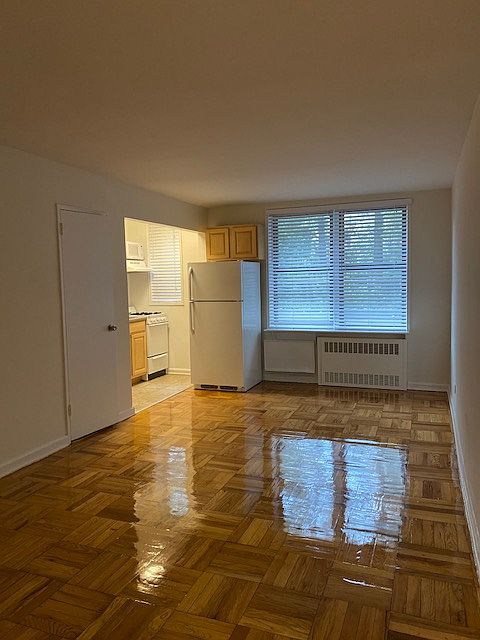 1st image of 142-10 Hoover Ave #115