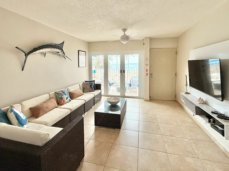 Ocean Dr #B-4 — Photo 5