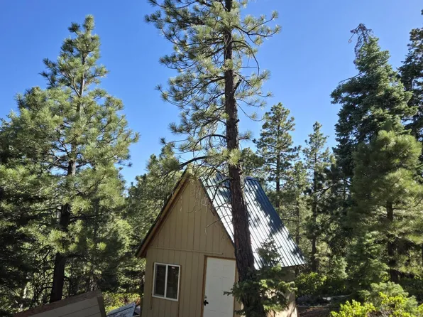 W Brown Bear Rd, Alton, UT 84710