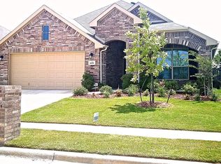 10125 S Race St, Fort Worth, TX 76140
