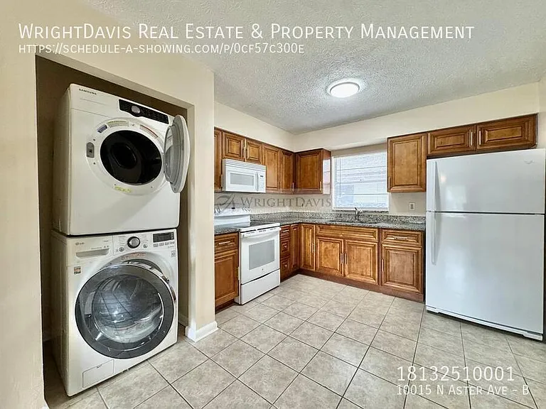 10015 N Aster Ave #B — Photo 8