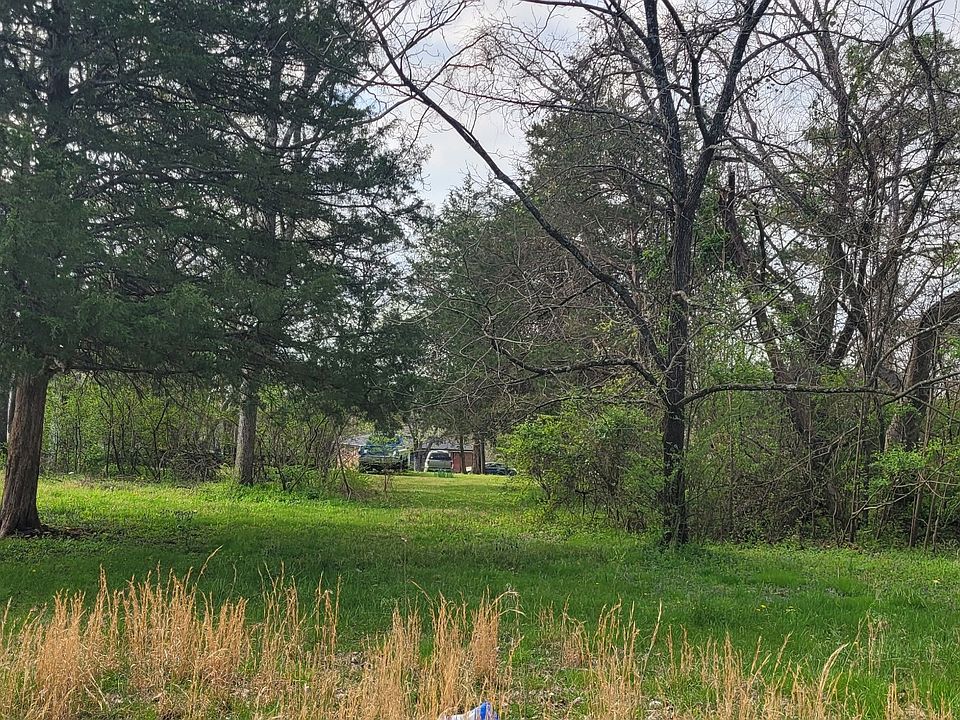 1st image of 1 Buckingham Ln Lot 1