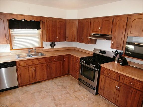 2nd image of 1741 Drenik Dr