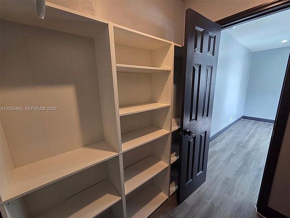 5th image of 8227 NW 39th St