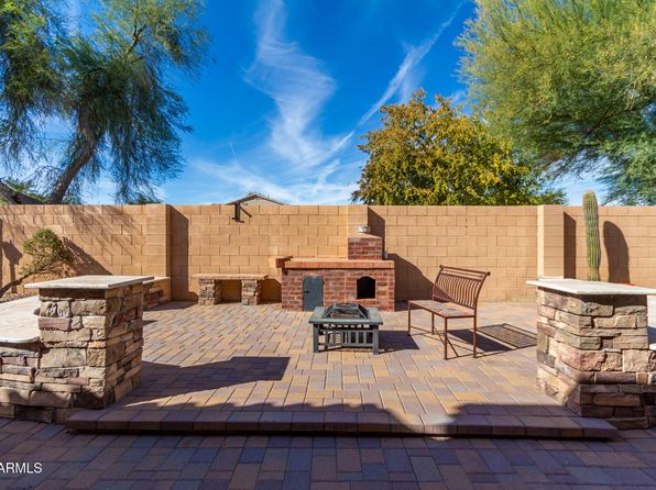 2652 N 143rd Dr, Goodyear, AZ 85395