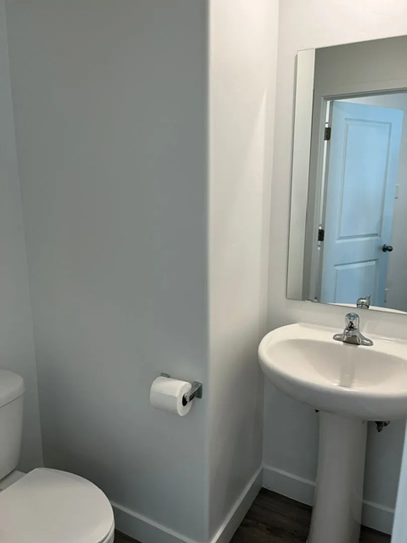 New 3 Bd **Immaculate Condition** — Photo 4