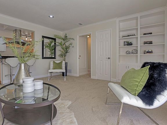 4th image of 3021 Los Prados St APT 225