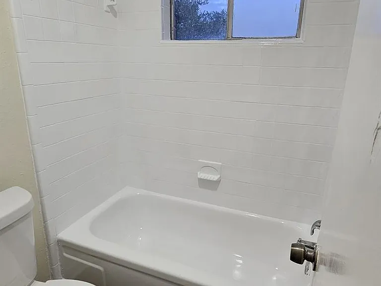 10303 Old Towne Ln — Photo 21